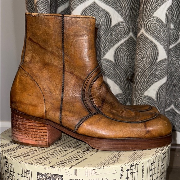 Brentmoor Vintage Marbled Leather Men’s Ankle Boots - Picture 2 of 6